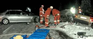 Fyra skadade vid krock