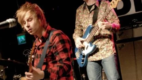 THE TWO JONAS.  Två bluesmän vid förnamn Jonas - Jakobsson, bas och Jonnerby, gitarr.