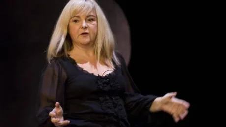 REGISSERAR. Hilda Hellwig regisserar i Onkel Vanja på Dramatens stora scen. Förra året regisserades dock uppsättningarna på stora scenen enbart av män.