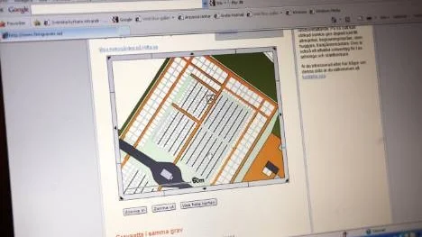 På en digital karta visas exakt var den anhöriga ligger begravd på kyrkogården.