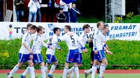 Ser framåt. IFK vill bli Norrbottens representationslag, men det finns mycket att jobba på, menar lagkaptenen Kalle Norrbin.