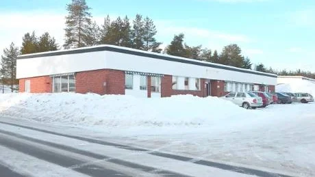 Ett 50-tal personer kommer att arbeta med att scanna in deklarationer åt Skatteverket i KIAB:s loklaer på Electropolicområdet.