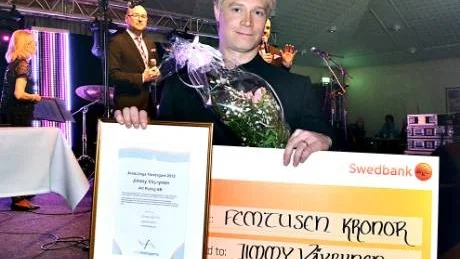 KUL. I byggbranschen tillhör inte ryggdunkningar vardagen så det här var verkligen kul, säger Årets unga företagare, 29- årige Jimmy Väyrynen.