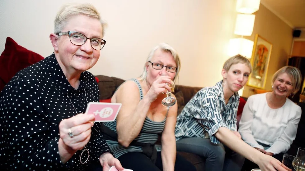 Kerstin, Stina, Sara-Lena och Karin testar Vad sa Yoko?