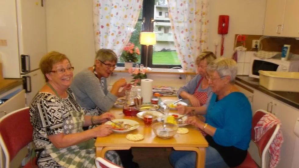 Fixade festen. Från vänster Siri, Bittan, Inga-Britt och Aila.