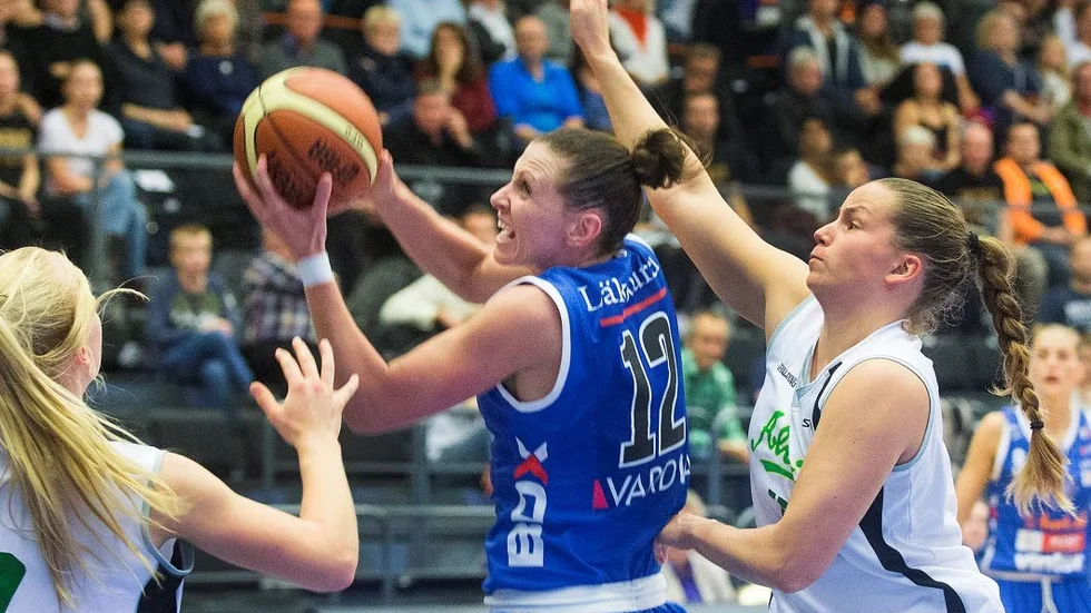 Dominant. Anna Barthold var planens bästa spelare