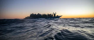 Båt kapsejsad utanför Libyen – minst 35 döda