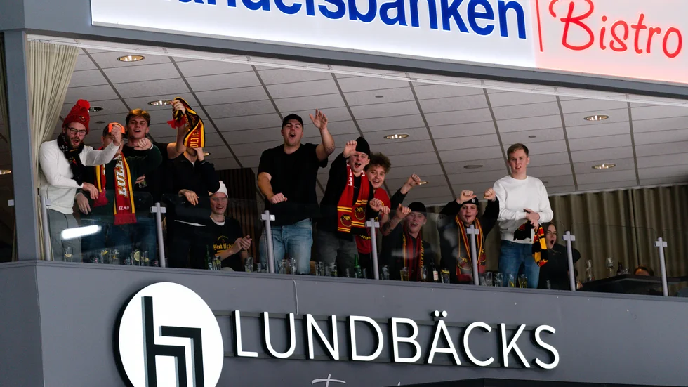 Ett gäng killar från Västsverige hade rest till Luleå för att se Pontus Andreasson spela match.