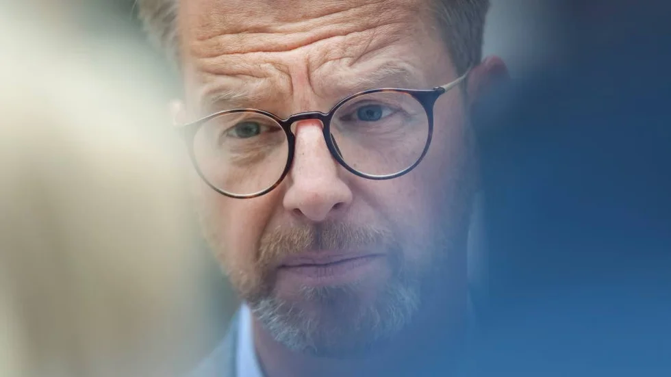 


Mikael Dambergs känslor är faktiskt hans ensak. Den politik han vill föra är däremot allas vår sak. 



