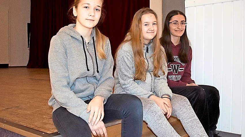 Åttor tyckte till. Från vänster: Anastasia Rjabinina, Daniella Brunström och Soma Saleh. Foto: Karin Israelsson.