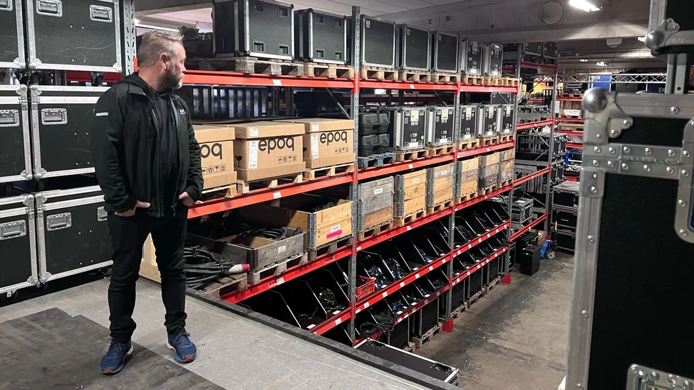 Företaget startade redan i början av 90-talet, Fredrik Johansson var DJ i Mjölby och Boxholm, Mattias Lundh i Vadstena och Motala. "Vi kunde lika gärna slå ihop oss, Fegge & Mattes discoservice. Vi hade massor av DJ-saker och köpte ännu mer för alla pengar. Sedan har vi bara fortsatt så, säger Mattias Lundh.