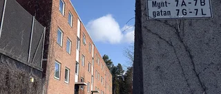 Knivrån och dödshot på Moröhöjden – för ett sexpack öl