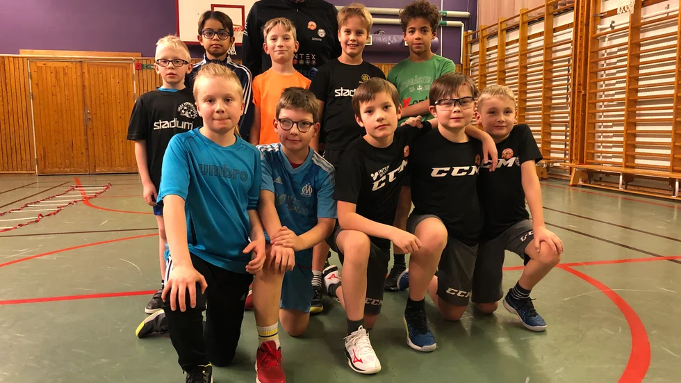 Bristen på tider gjorde att det inte blev någon isträning för Brooklyn Tigers lag för spelare under tio år. I stället hade de fysträning i Hedskolans idrottshall. Deltog gjorde Ansgar Östling, Alexander Lyckhagen, Pelle Reinholdsson Lindgren, Melker Nyström, Leo Åsberg, Casper Andersson, Pierre Mouzon, Jack Aludden Själin, Viktor Strömberg, och Elis Jakobsson.