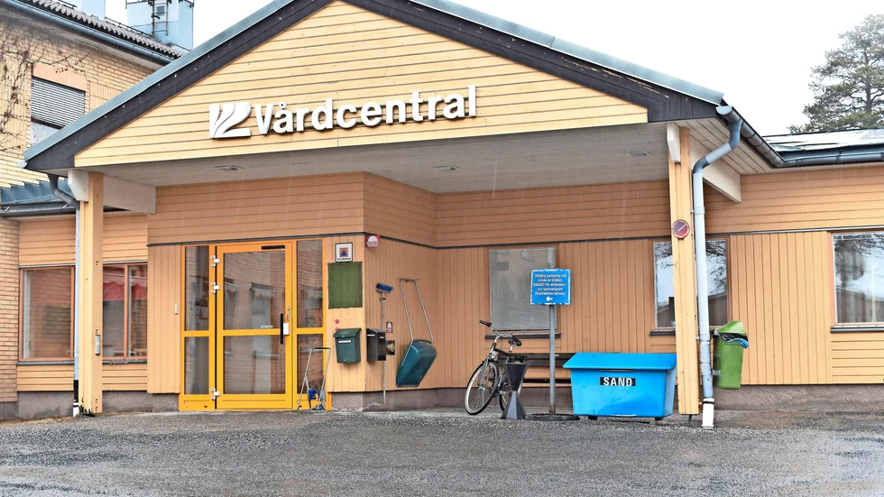 Hälsocentralen. Kan bli lägenheter. Foto: Veronica Häggmark.