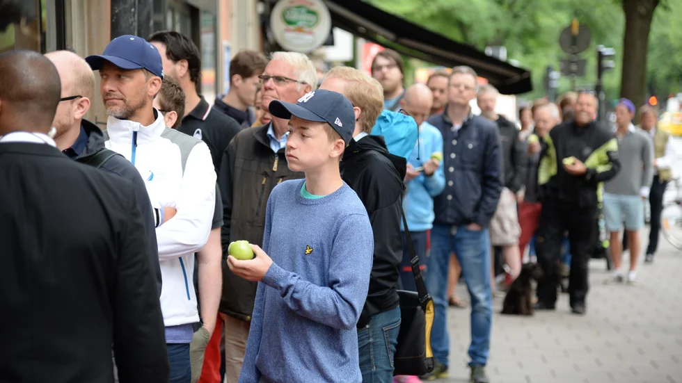 Hur kommer det sig att vi köar egentligen? 