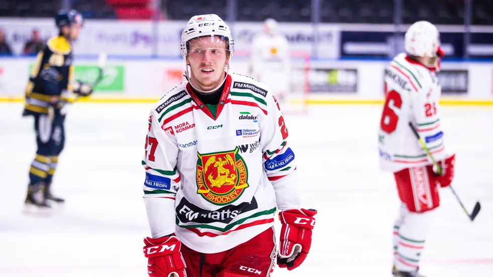 Isac Andersson är klar för spel i Vimmerby Hockey.