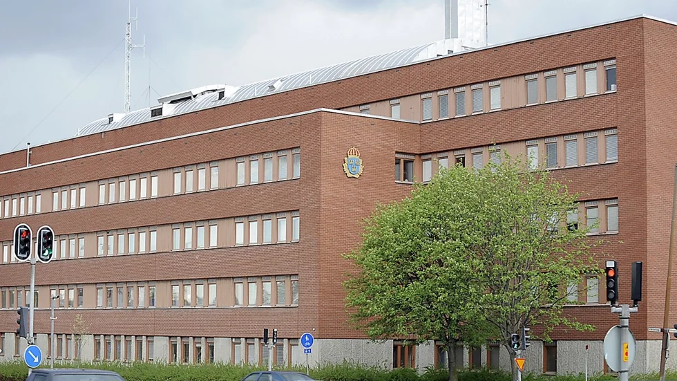 Anhållen, men hur länge? Polisen utreder just nu brottsmisstankarna. Arkivbild: Roine Sandlén