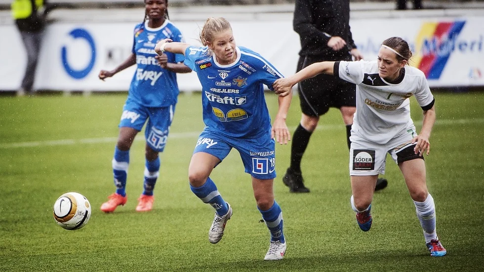 Sunnanå möter FF:s pojklag.