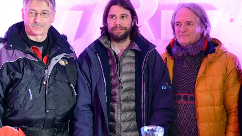 Nyckelpersonerna bakom Iglootel. Från vänster FlyCars vd Rainer Dreher, vd för Iglootel Daniel Knaab och ägaren för FlyCar-group Michel Fender. Foto: Sofie Abrahamsson