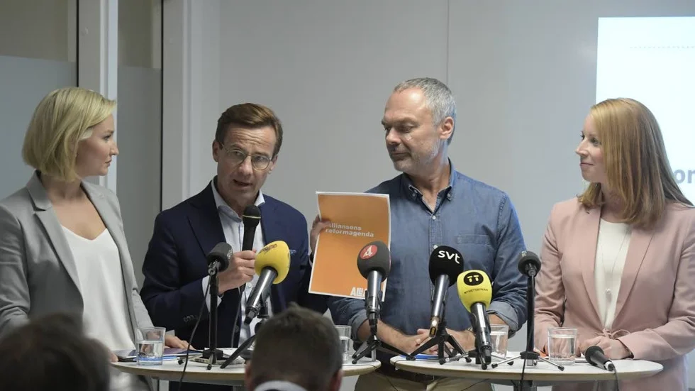 De borgerliga partierna bedriver valrörelse som en allians som vill regera. Fast det kan de inte. Och det vet de och alla andra.