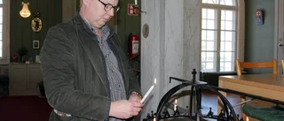 Tung stämning efter villabranden