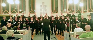 Julstämning i Sjungande dalens kyrka