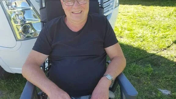 Stolt. Rodd Hagberg är en belåten husbilsåkare. Fordonet innehåller allt som kan behövas.