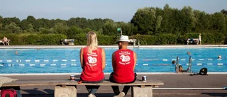 Morgonpigga motionärer på Himpa-badet