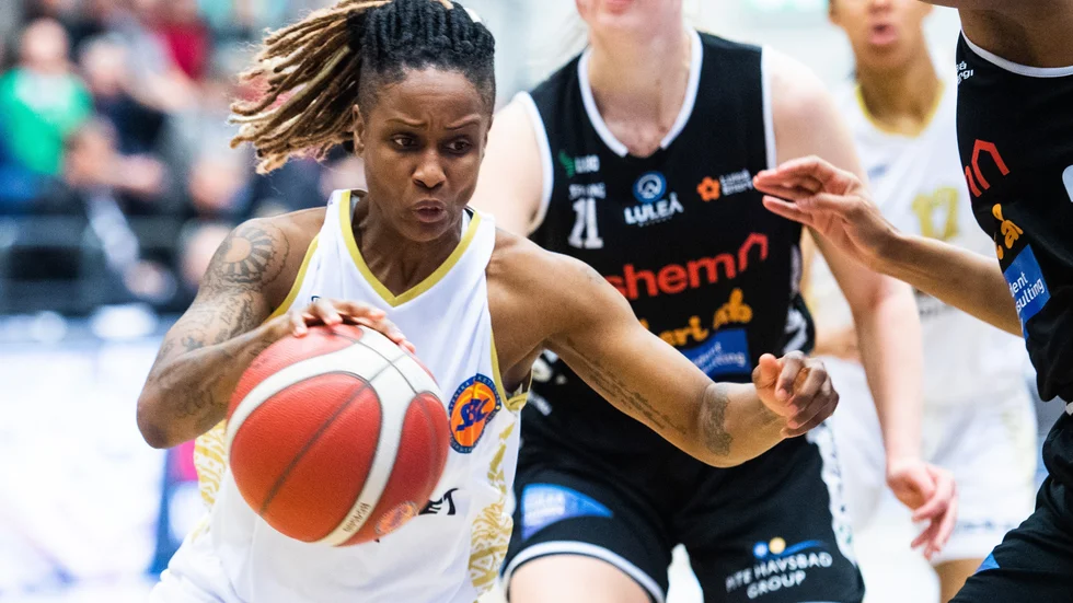 Tiffany Brown och hennes A3 Umeå har en plan för att bryta Luleå Baskets segersvit.