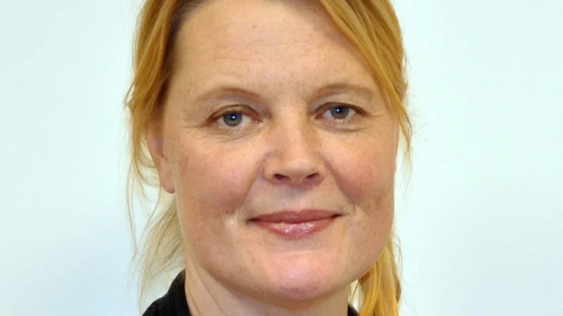 Veronica Snoder är medicinskt ledningsansvarig på Visby lasarett. Hon vittnar om två år av ovisshet, ständig förändring och en sliten personal.