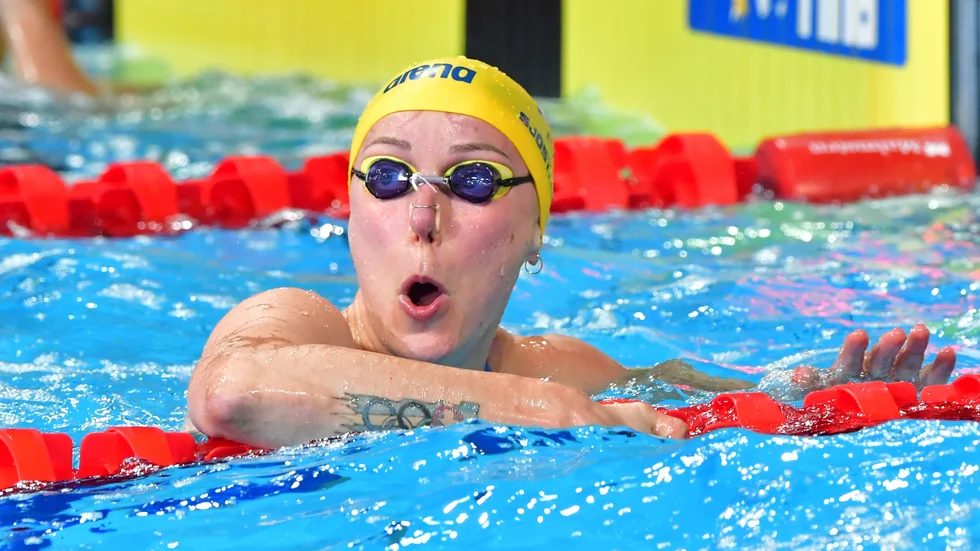 Sarah Sjöström får vänta till 2023 med att tävla i VM. Arkivbild.
