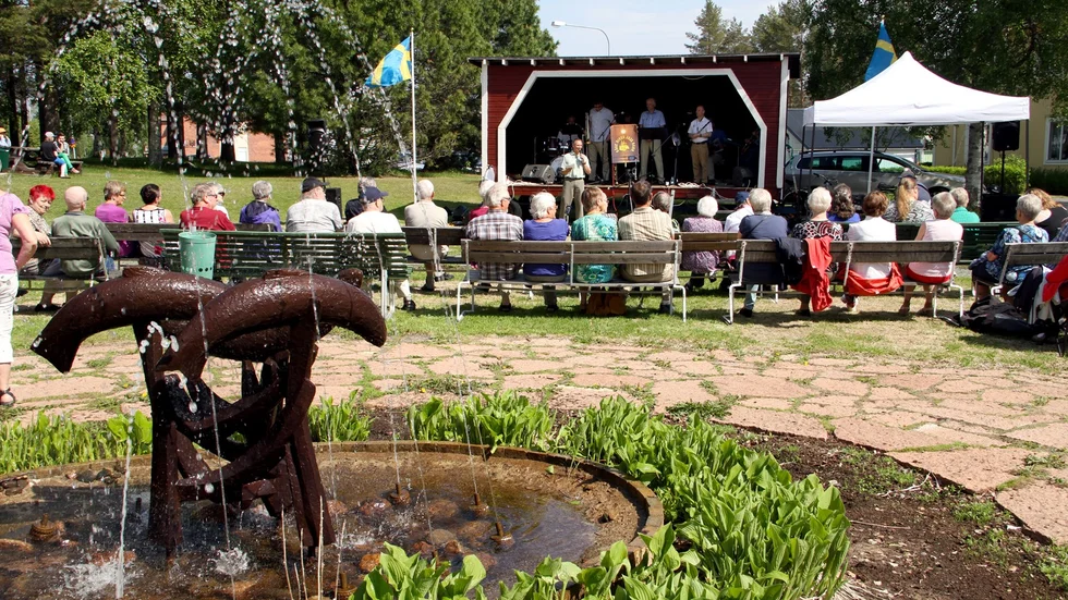 Laxparken. Strålande försommarväder när Byskebor firade nationaldagen.