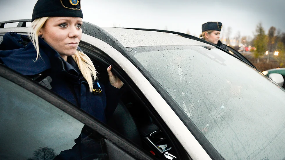 Nål i en höstack? Nej, Carin Wiklund och Cecilia Levander ser hur arbetet med upprepade fordonskontroller också ger resultat.