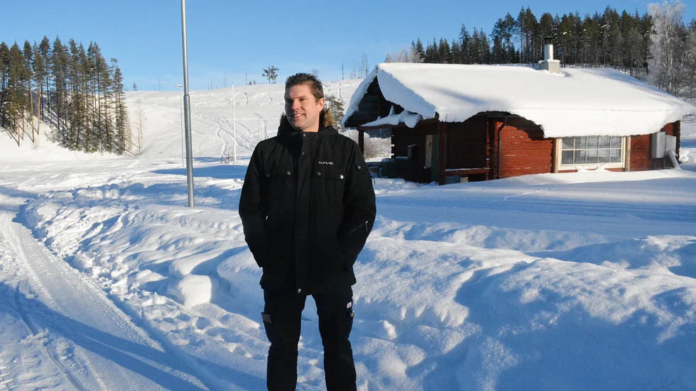 Robert Persson kommer ursprungligen från Vännäs och har varit Ica-handlare i Bjurholm och Örnsköldsvik innan han och familjen för knappt två år sedan flyttade till Malå.