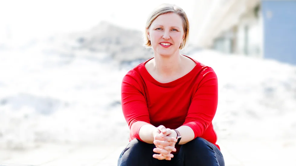 Kommunalrådet Carina Sammeli menar att individerna är de som drabbas hårdast av att inte lönearbeta. 