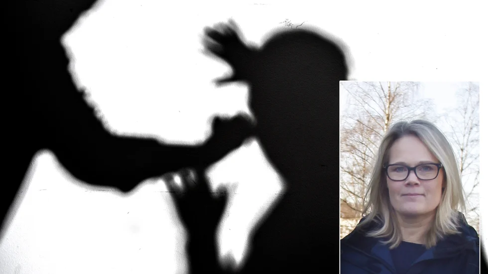 Jeanette Björk vid Strängnäspolisen leder förundersökningen av den anmälda misshandeln av en ung kille. Bilden är arrangerad.