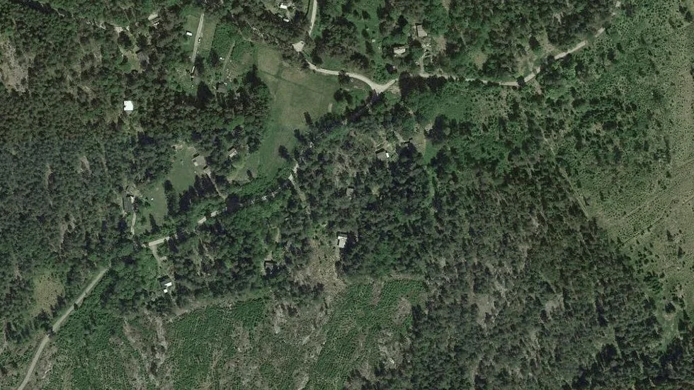 Området kring Gamla Landsvägen 3