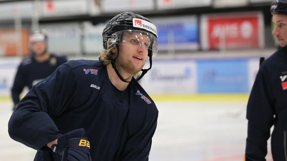 Alex Ek är Visby Roma senaste värvning. Forwarden kommer från en stark höst i Vallentuna.