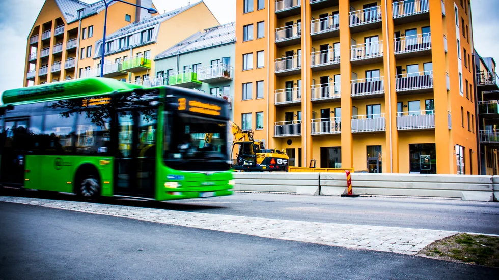 Det är tröttsamt med alla som skryter om att de inte betalar bussbiljetten, skriver PM Lindberg.