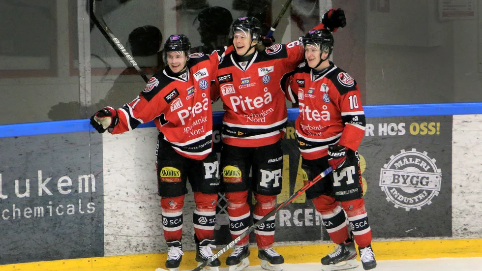 Lördagsjubel för Piteå HC.
