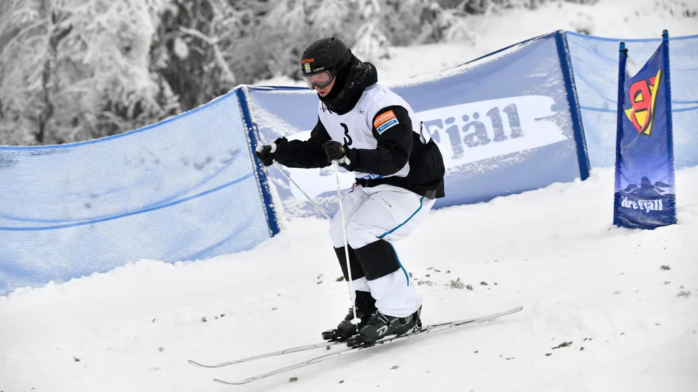 Världscupledaren i puckelpist, Ludvig Fjällström. Arkivbild.