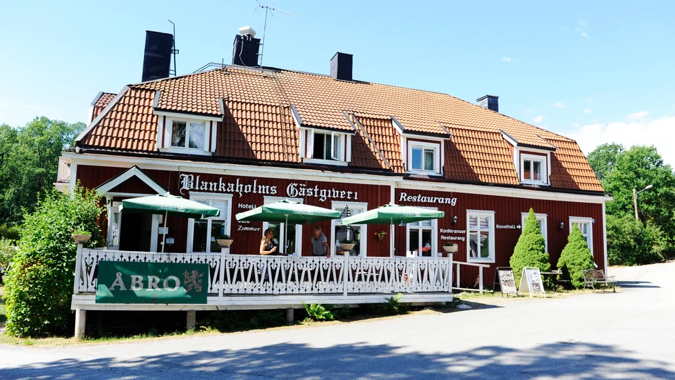 "Vi ser det här som en mindre avvikelse" säger miljö- och byggnadsnämndens andre vice ordförande Marie Stenmark (M).