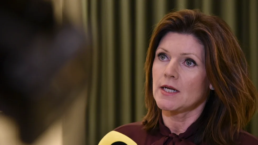 Arbetsmarknadsminister Eva Nordmark kommenterade på fredagskvällen de strandade las-förhandlingarna vid en pressträff.