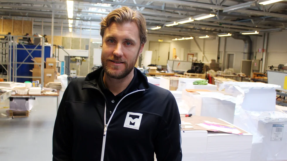 Daniel Hallingström är en av initiativtagarna bakom den nya padelhallen i Åtvidaberg.