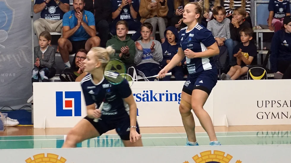 Moa Sjöö vann damdubbeln i tre raka set tillsammans med Julie Dawall Jakobsen.