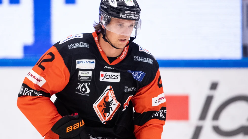 Viktor Liljegren vill fortsätta bidra med mål framåt. Till kommande säsong gör han det i VIK-tröjan.