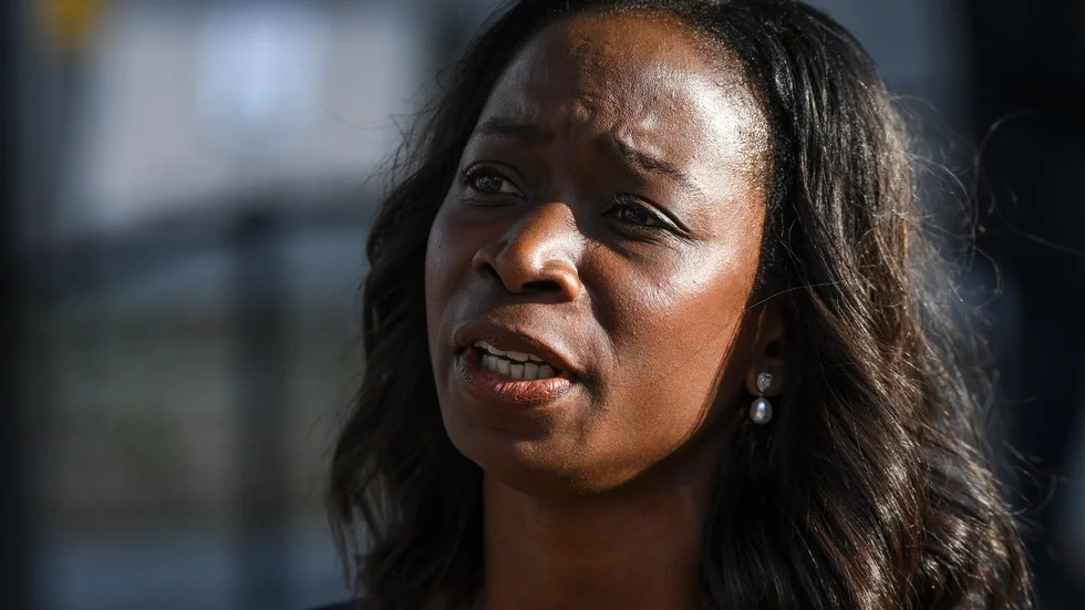 Liberalernas partiledare Nyamko Sabuni säger att förändringar i arbetsrätten är avgörande för att L ska fortsätta samarbeta med regeringen. Arkivbild.