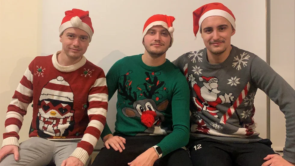 Tre Motalakillar har en egen julkalender på Instagram.
På bilden ses från vänster Fredrik Jansson, Mattias Jansson och Joel Sandell.