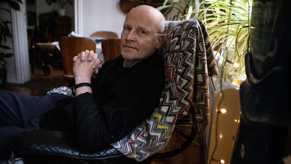 PG Norman minns inget av de sex veckorna i respiratorn, och mycket lite från veckorna som följde. Han hade hallucinationer som var tydligare än verkligheten. "Några drömmar var ganska obehagliga, jag fick till exempel för mig att jag var fast i en bur. I en annan dröm åkte jag till stugan i Ö-vik, men där väntade vitklädd sjukvårdspersonal som sa att stugan blivit en vårdavdelning.”