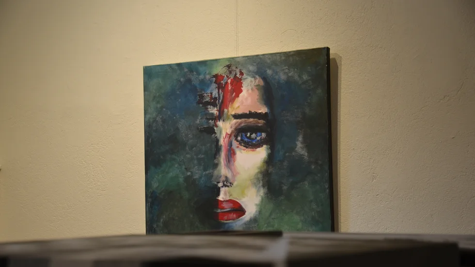Konstnären Lena Fahlström ställer ut mellan den 10 - 25 oktober på Galleri Fiskhuset. 